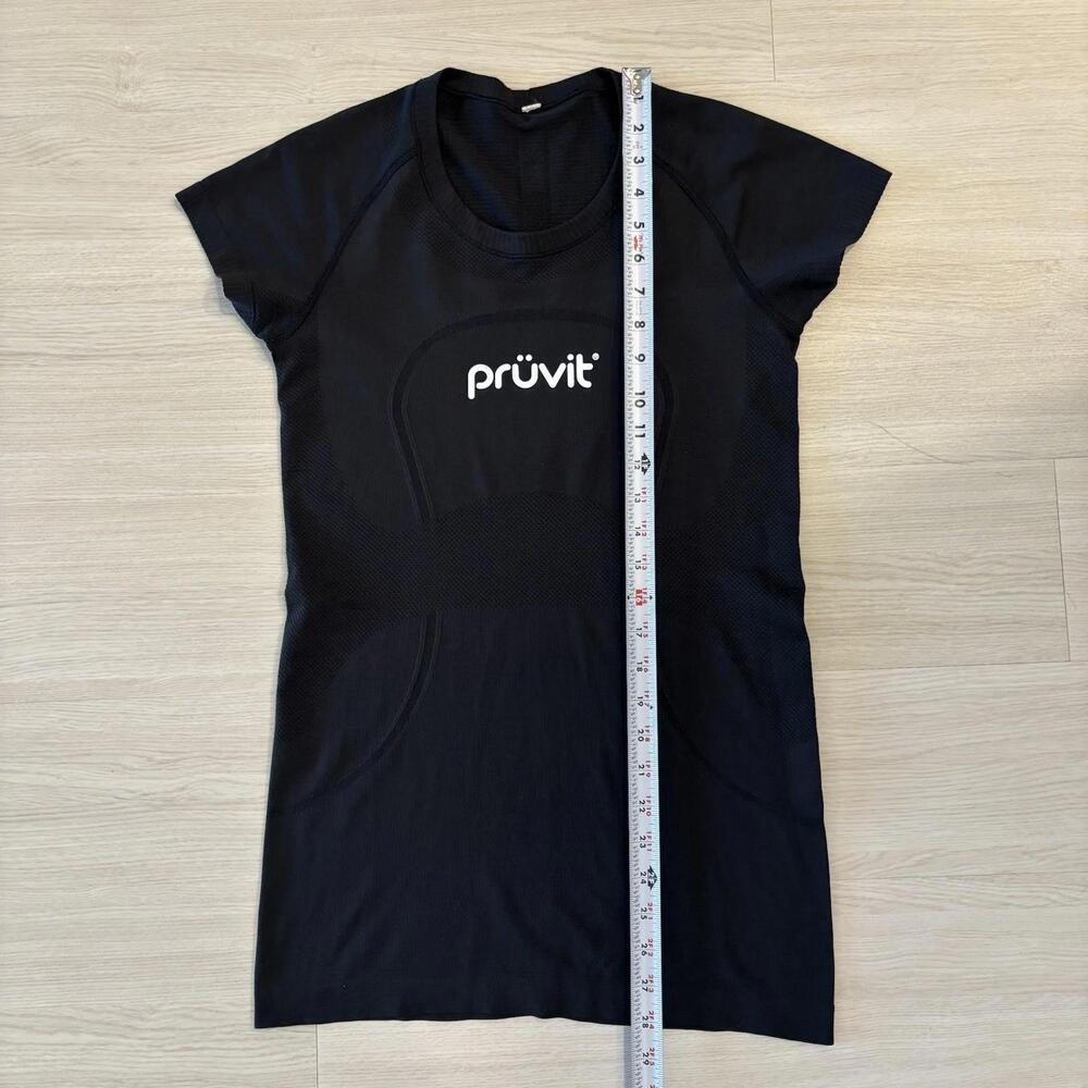Lululemon Swiftly Tech Crew Top Short Sleeve Women’s Size 8 Company Logo - Picture 7 of 7